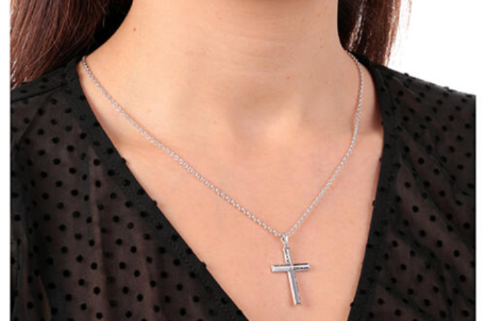 Best Faith Jewelry Gifts for New Moms